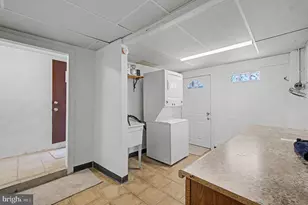 5640 N Warnock St, Philadelphia, PA 19141 - Photo 21