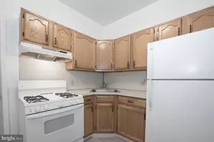 418 Harlan St, Philadelphia, PA 19122 - Photo 9