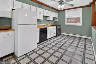 12024 Templeton Dr, Philadelphia, PA 19154 - Photo 17