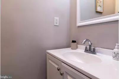 2036 S Garnet Street, Philadelphia, PA 19145 - Photo 9