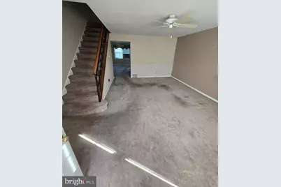 527 Martin Street, Philadelphia, PA 19128 - Photo 5