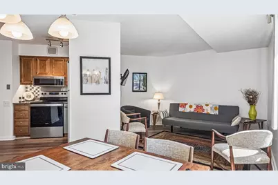 1420 Locust Street #7B, Philadelphia, PA 19102 - Photo 1