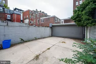 1310 Spruce St, Philadelphia, PA 19107 - Photo 11