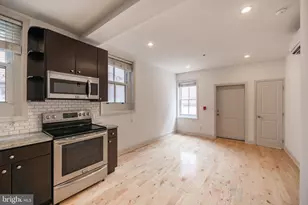 1310 Spruce St, Philadelphia, PA 19107 - Photo 7