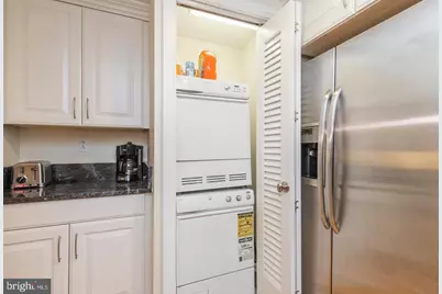 1701 Locust Street #1815, Philadelphia, PA 19103 - Photo 11