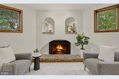 733 Cornelia Place, Philadelphia, PA 19118 - Photo 5