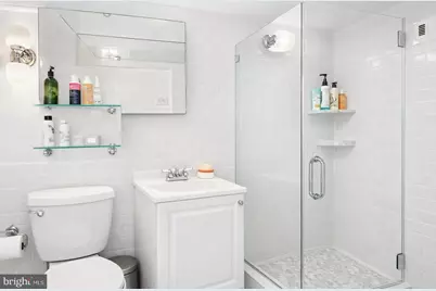 1806 Rittenhouse Square #302, Philadelphia, PA 19103 - Photo 7