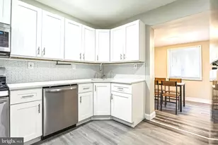 4325 Aspen St, Philadelphia, PA 19104 - Photo 3