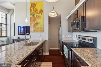 2429 Locust Street #302, Philadelphia, PA 19103 - Photo 3