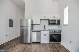 407 S 42nd St, Philadelphia, PA 19104 - Photo 13