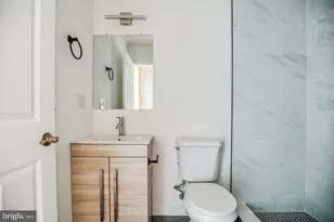 407 S 42nd St, Philadelphia, PA 19104 - Photo 17