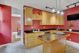127 W Washington Ln, Philadelphia, PA 19144 - Photo 11