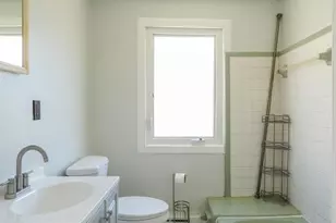 217 Moore St, Philadelphia, PA 19148 - Photo 17