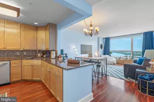 717 S Columbus Blvd, Philadelphia, PA 19147 - Photo 3