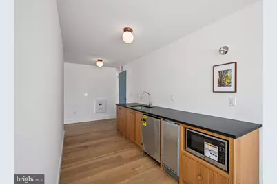 2101 Washington Ave #UNIT 220, Philadelphia, PA 19146 - Photo 17