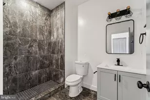 1028 W Dauphin St, Philadelphia, PA 19133 - Photo 9