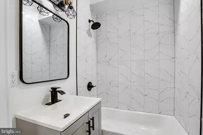 922 W Arizona Street #1, Philadelphia, PA 19133 - Photo 5
