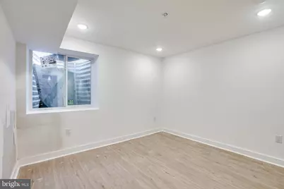 922 W Arizona Street #1, Philadelphia, PA 19133 - Photo 9