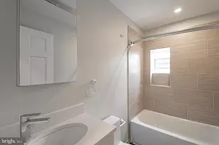 825 S 12th St, Philadelphia, PA 19147 - Photo 13