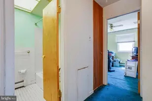 7440 Sandpiper Pl, Philadelphia, PA 19153 - Photo 9