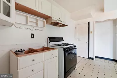 7010 W Passyunk Avenue, Philadelphia, PA 19142 - Photo 9