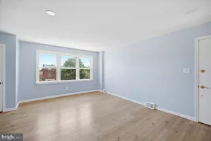 9955 Bridle Rd, Philadelphia, PA 19115 - Photo 7