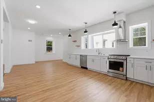 29 Pelham Rd, Philadelphia, PA 19119 - Photo 15