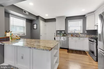1719 Ridge Avenue, Philadelphia, PA 19130 - Photo 9