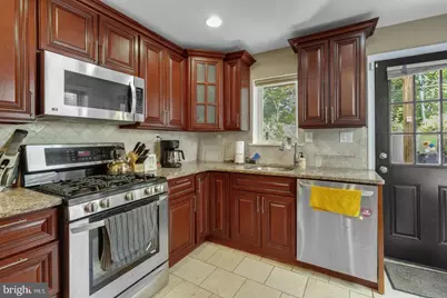 1933 Parrish Street, Philadelphia, PA 19130 - Photo 11