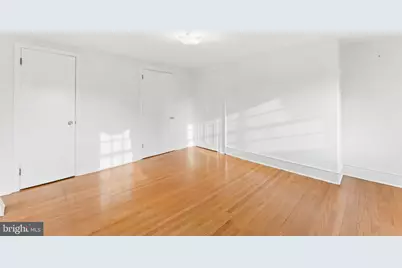 327 Lawrence Court, Philadelphia, PA 19106 - Photo 9