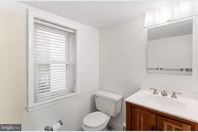 327 Lawrence Court, Philadelphia, PA 19106 - Photo 13
