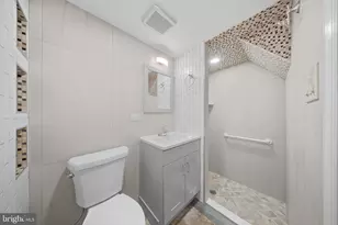 7019 Rutland St, Philadelphia, PA 19149 - Photo 25