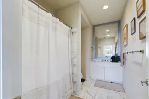 201 N 8th St, Philadelphia, PA 19106 - Photo 13