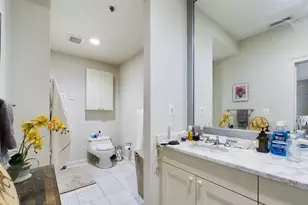 201 N 8th St, Philadelphia, PA 19106 - Photo 21