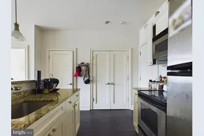 201 N 8th Street #607, Philadelphia, PA 19106 - Photo 7