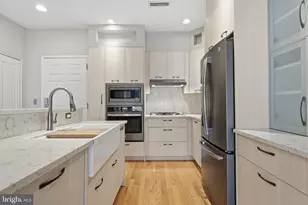 714 Bainbridge St, Philadelphia, PA 19147 - Photo 9