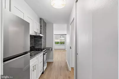 604 S Washington Square #913, Philadelphia, PA 19106 - Photo 5