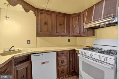 1147 S 10th Street, Philadelphia, PA 19147 - Photo 11