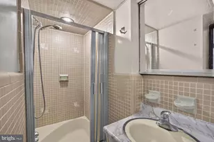 1147 S 10th St, Philadelphia, PA 19147 - Photo 13