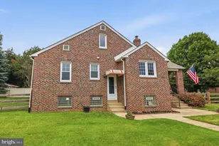 1020 Stanwood St, Philadelphia, PA 19111 - Photo 3
