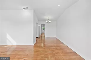 1830 Tolbut St, Philadelphia, PA 19152 - Photo 5