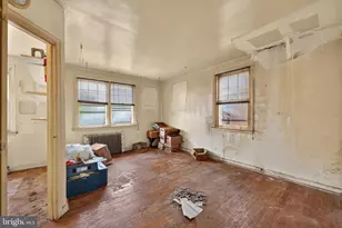 1613 Elaine St, Philadelphia, PA 19150 - Photo 9