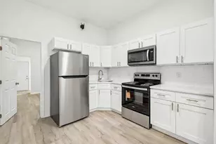 1924 W Westmoreland St, Philadelphia, PA 19140 - Photo 5
