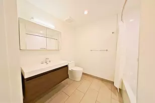 421 Wallace St, Philadelphia, PA 19123 - Photo 21