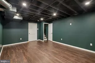 2021 Bainbridge St, Philadelphia, PA 19146 - Photo 29