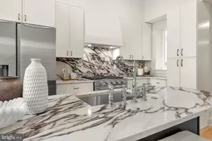 766 S 18th St, Philadelphia, PA 19146 - Photo 21