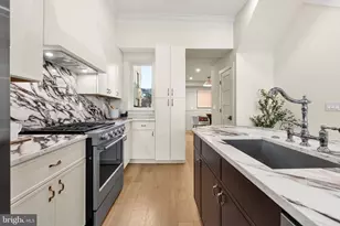 766 S 18th St, Philadelphia, PA 19146 - Photo 19