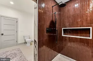 766 S 18th St, Philadelphia, PA 19146 - Photo 39