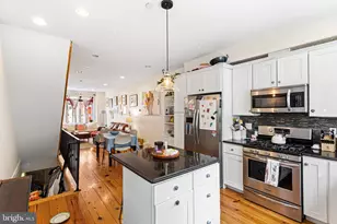 1322 S Chadwick St, Philadelphia, PA 19146 - Photo 9