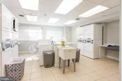 2101 Chestnut Street #1025, Philadelphia, PA 19103 - Photo 13